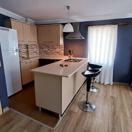 Peaceful Flat With Balcony, Backyard And Partial Sea View Near In Daire Bozburun